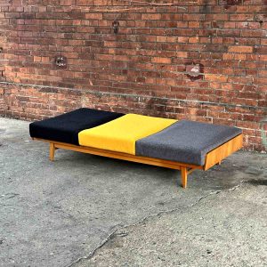 Mid-century Daybed