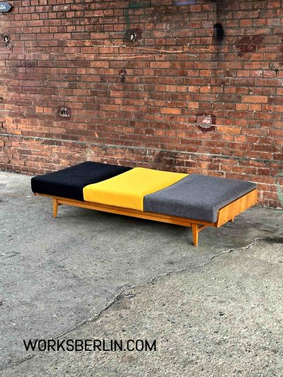 Mid-century Daybed
